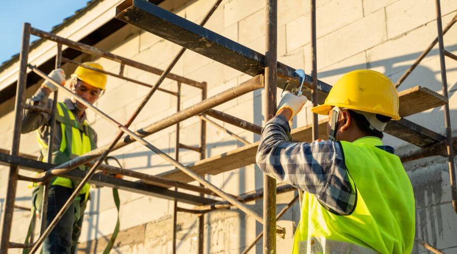 Expert top industrial roofings services in Newton, IL